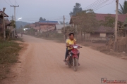 juliedelzescaux-com_kenthao-laos_07